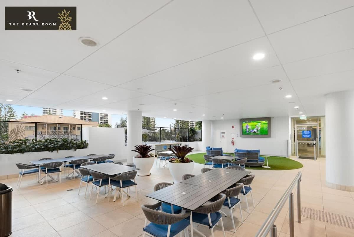 The Brass Pineapple Surfers Paradise 4217 Holiday home