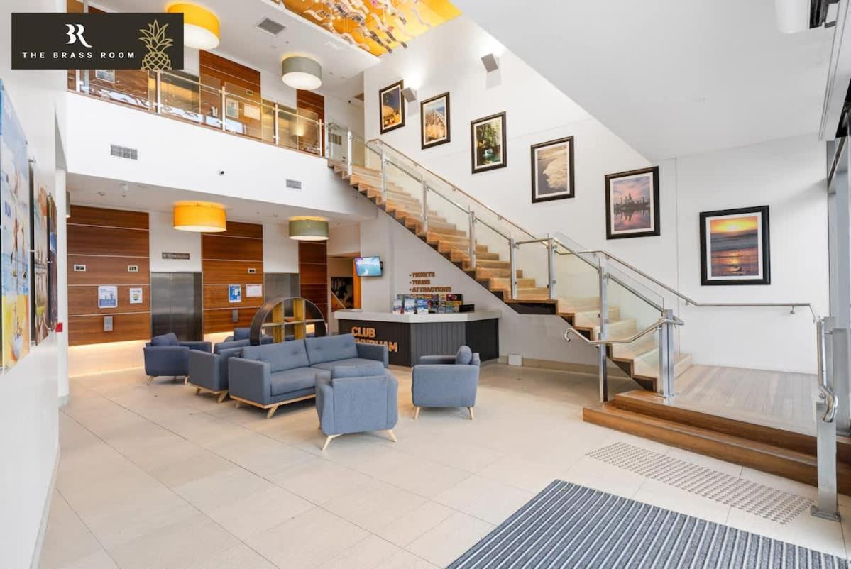 The Brass Pineapple Surfers Paradise 4217 Holiday home Gold Coast
